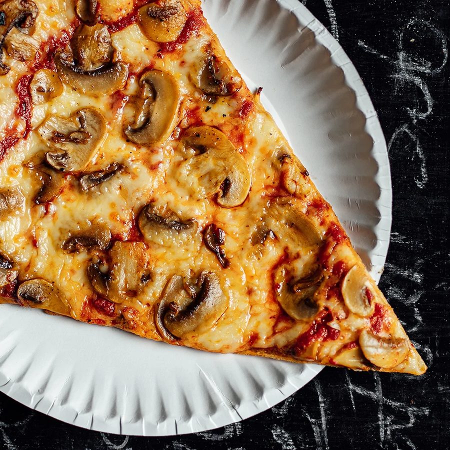 Mushroom pizza slice
